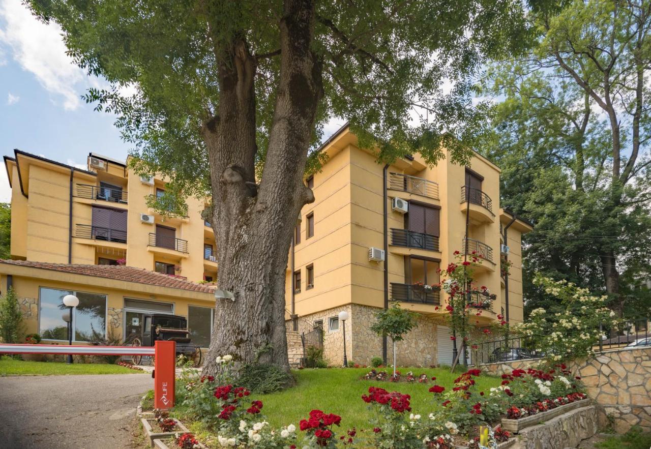 Apartman Modena Lux Vrnjacka Banja Exterior photo