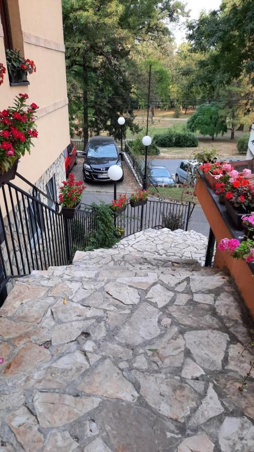 Apartman Modena Lux Vrnjacka Banja Exterior photo